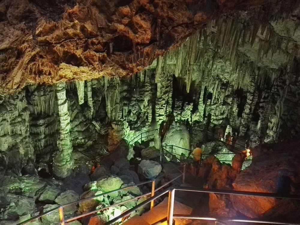 Jaskinia Zeusa